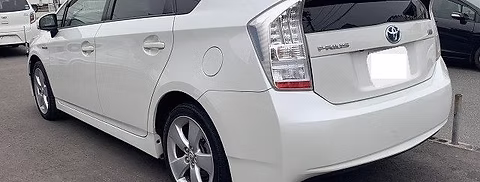 Compact Prius hybrid vehicle